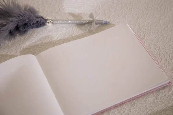 Gästebuch leere Seite zum Schreiben — Stockfoto
