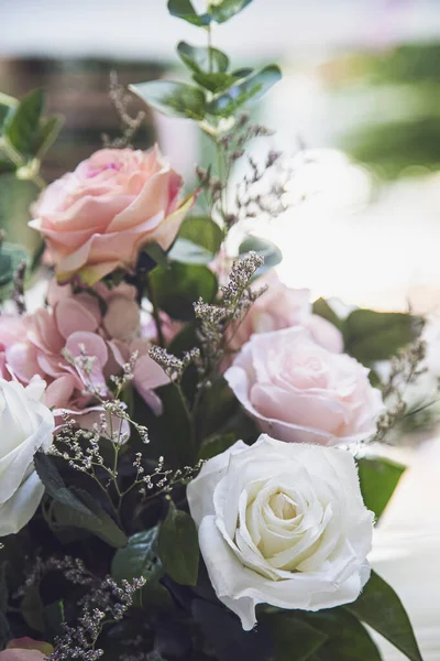 Kunstbloemen gemengd boeket — Stockfoto