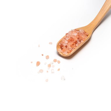 Himalaya pembe tuzu ve ahşap kaşık.