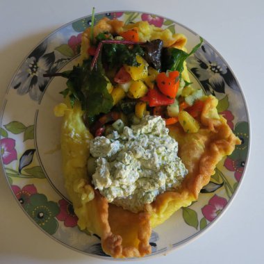 Yağ, Vejetaryen kuark krep yumurta ve taze salata