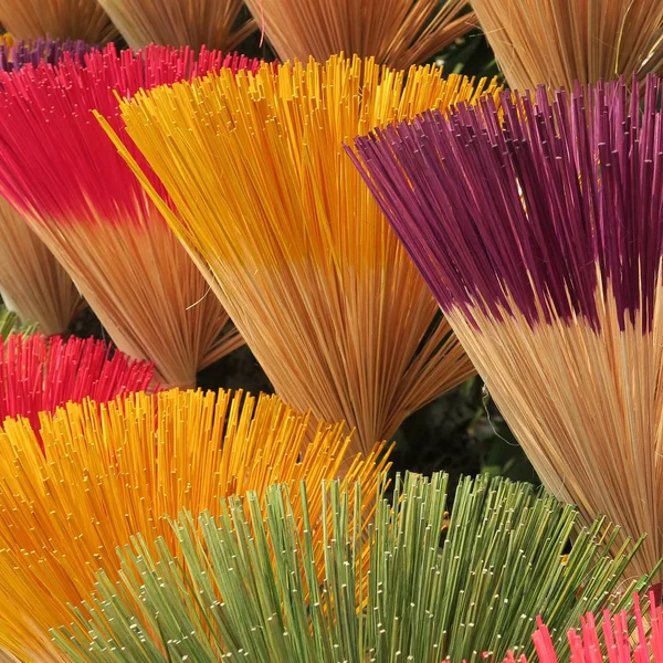 Kleurrijke Patroon Van Houten Wierook Stokjes — Stockfoto