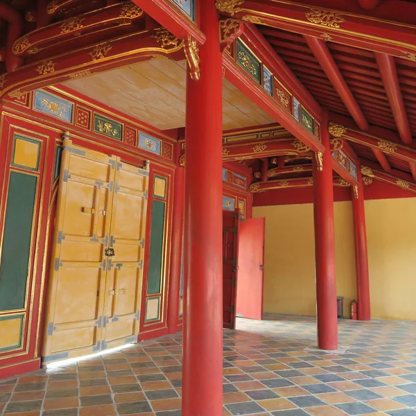 Ornate Old Buildings Statues Large Park Minh Mang Tomb Hue — Stock Photo, Image