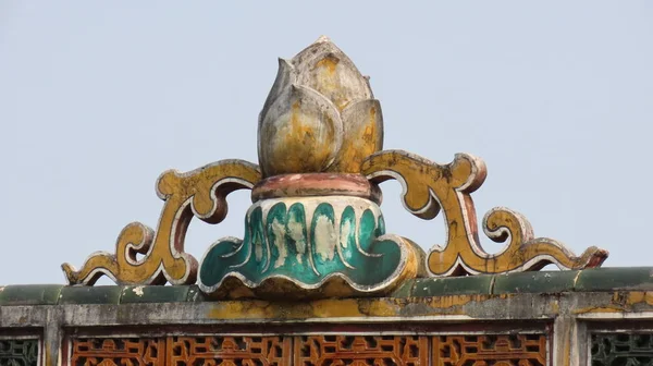 Bâtiments Anciens Décorés Statues Avec Grand Parc Dans Tombeau Minh — Photo