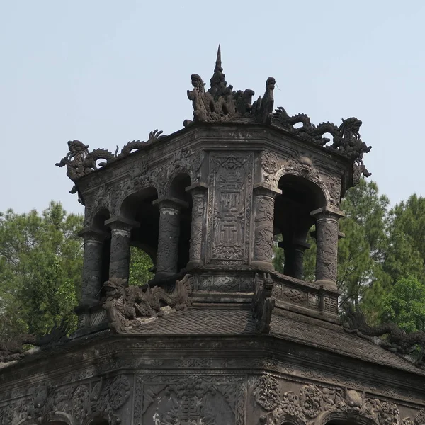 Ozdobné Staré Budovy Sochy Khai Dinh Hrobka Hue Vietnamu Březnu — Stock fotografie