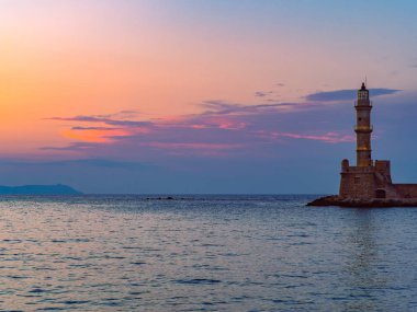 Eski deniz feneri günbatımı - Chania, Yunanistan