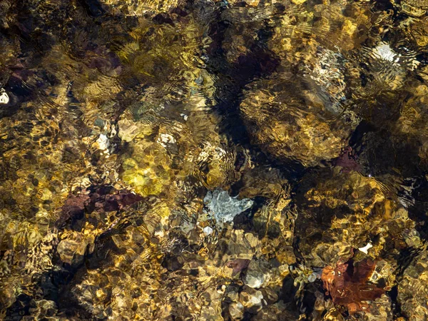 Чистая Вода Горном Ручье Текстура — стоковое фото