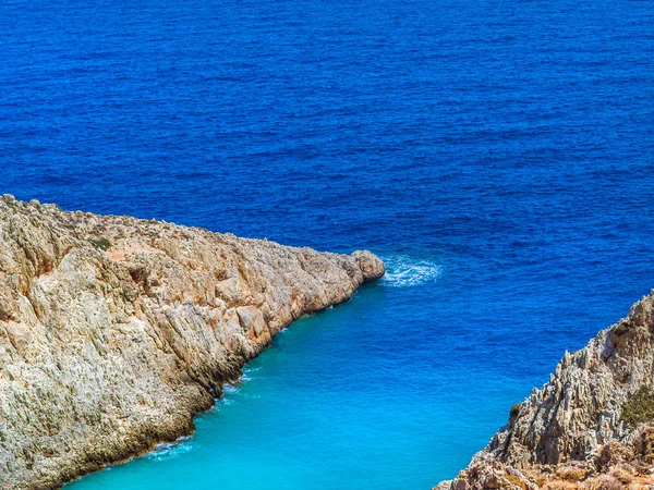 Los Matices Diferentes Del Azul Las Colinas Rocosas Mar Asombroso — Foto de Stock