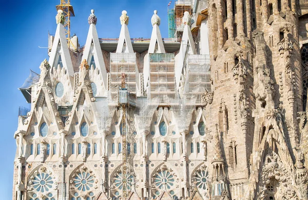 西班牙巴塞罗那 5月11日 圣家族在 2018年5月11日 圣家族 由建筑师高迪设计的令人印象深刻的大教堂 这是从1882年3月19日开始建设 并没有完成 — 图库照片