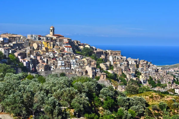 El pueblo de Badolato, Calabria, Italia —  Fotos de Stock