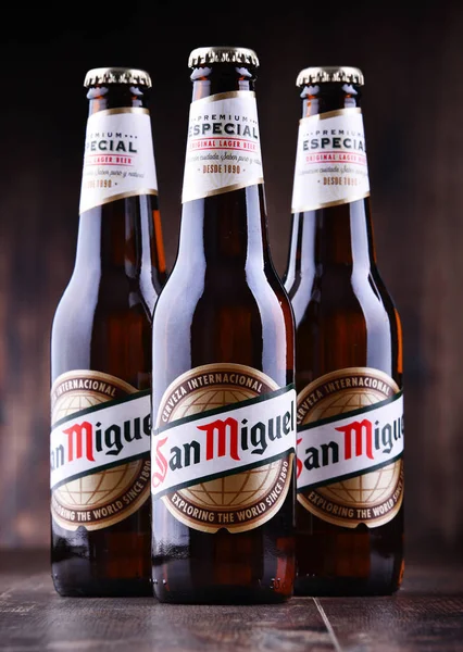 Poznan Pol Junio 2018 Botellas Cerveza San Miguel Una Cerveza — Foto de Stock