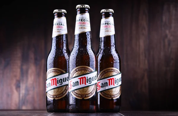 Poznan Pol Jun 2018 Bottles San Miguel Beer Filipino Pale — Stock Photo, Image