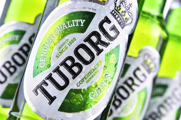 Poznan Pol Junio 2018 Botellas Cerveza Tuborg Producidas Por Una —  Fotos de Stock