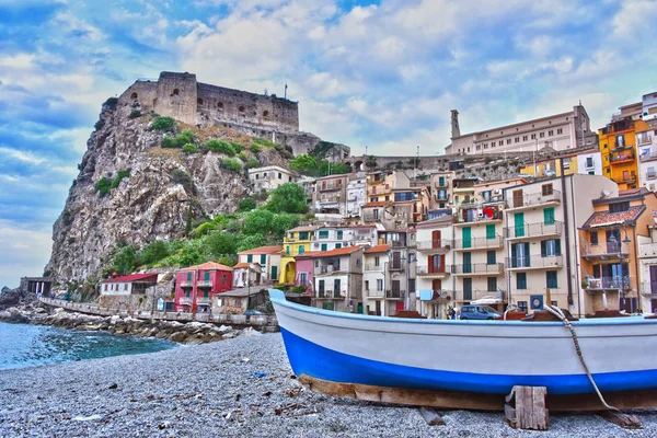 意大利 Scilla 省的城市 — 图库照片