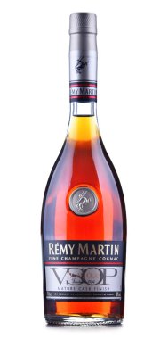 Poznan, Pol - 30 Haziran 2018: Şişe, Remy Martin, konyak kaliteli şampanyandan uzmanlaşmış marka.