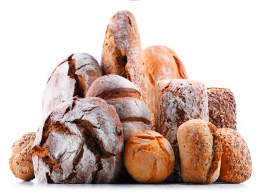 Beyaz üzerine izole edilmiş çeşitli fırın ürünleri ile bileşim