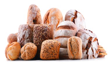 Beyaz üzerine izole edilmiş çeşitli fırın ürünleri ile bileşim