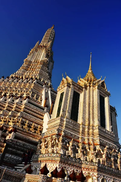 Wat Arun Ratchawararam Templo Budista Bangkok Tailândia — Fotografia de Stock