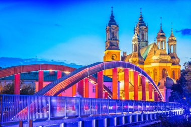 St. Peter ve St. Paul Poznan, Polonya en eski kiliselerinden birini Archcathedral Bazilikası