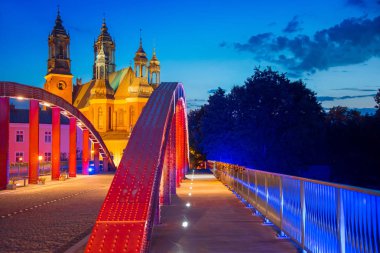 St. Peter ve St. Paul Poznan, Polonya en eski kiliselerinden birini Archcathedral Bazilikası