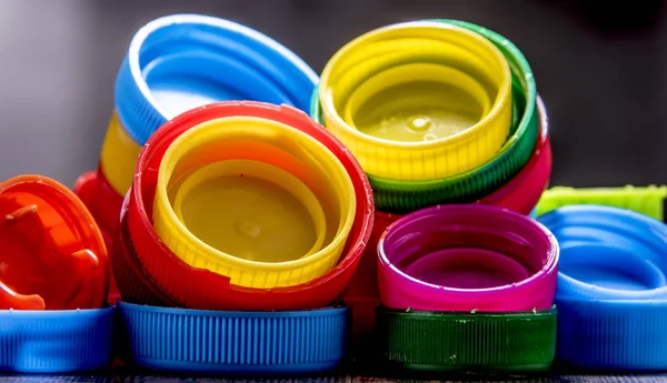 Samenstelling Met Kleurrijke Plastic Doppen Recycling — Stockfoto