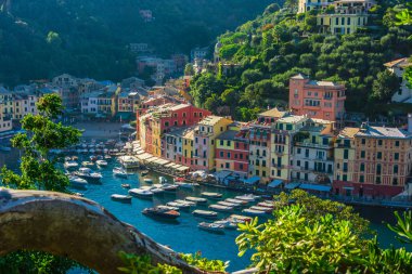 Pitoresk balıkçı köyü ve holiday resort Portofino, Cenova Metropolitan şehir İtalyan Rivierası Liguria, İtalya