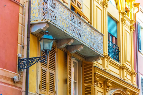 Mimarisi, Sestri Levante, Liguria, İtalya.