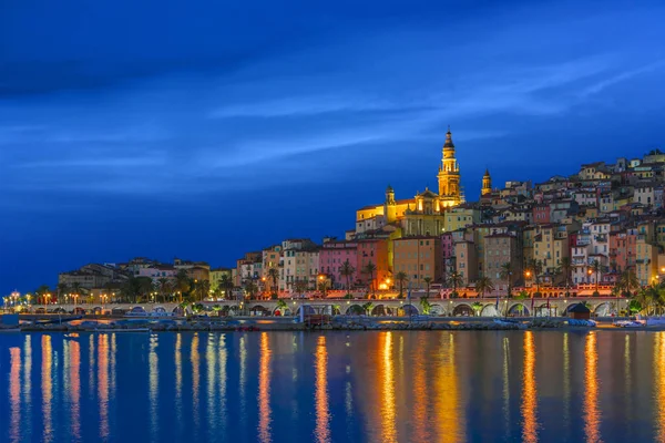 Menton Fransız Rivierası Nda Eski Kasaba Mimari Gece — Stok fotoğraf