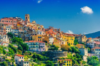 Perinaldo Imperia Eyaleti, Liguria, İtalya için görünümünü.