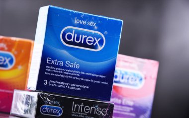 Poznan, Pol - 28 Eylül 2018: Durex ürünleri, bir marka prezervatif ilk olarak geliştirilen ve Ssl International tarafından İngiltere'de Anglo-Hollandalı şirket Reckitt Benckiser aittir 2010 yılından bu yana üretilen