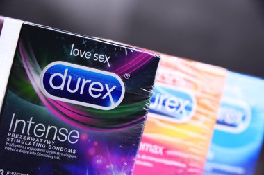 Poznan, Pol - 28 Eylül 2018: Durex ürünleri, bir marka prezervatif ilk olarak geliştirilen ve Ssl International tarafından İngiltere'de Anglo-Hollandalı şirket Reckitt Benckiser aittir 2010 yılından bu yana üretilen
