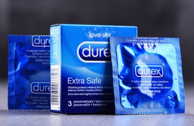 Poznan, Pol - 28 Eylül 2018: Durex ürünleri, bir marka prezervatif ilk olarak geliştirilen ve Ssl International tarafından İngiltere'de Anglo-Hollandalı şirket Reckitt Benckiser aittir 2010 yılından bu yana üretilen