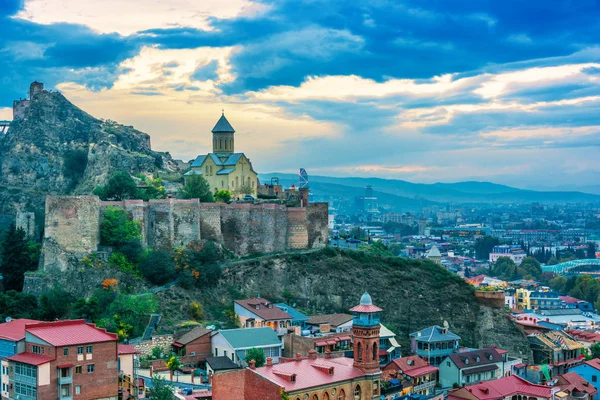 Panorámás Kilátás Tbiliszire Grúzia Naplemente Után — Stock Fotó