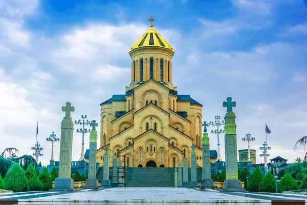 Sameba Den Heliga Trefaldighetskyrkan Tbilisi Georgien — Stockfoto