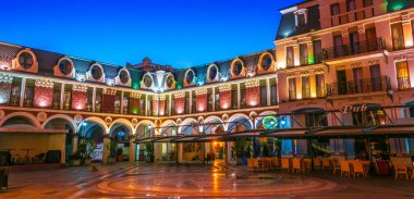 Batum, Gürcistan - 28 Ekim 2018: Mimari, Batum Piazza Batum, Gürcistan merkezi gece