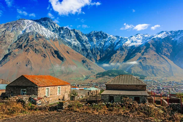 Góry Nad Stepancminda Dawniej Kazbegi Prowincji Khevi Georgia Wielki Kaukaz — Zdjęcie stockowe