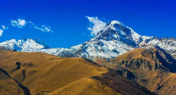 Monte Kazbek Tercer Pico Más Alto Georgia Gran Cáucaso — Foto de Stock