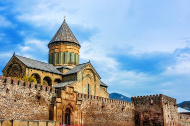 Mtsheta, Gürcistan'ın tarihi kent Svetitskhoveli Katedrali