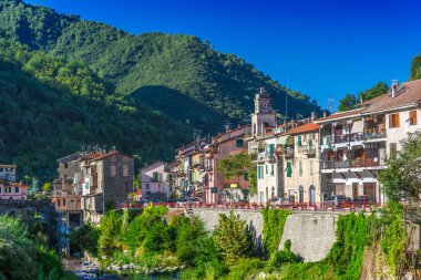 Isolabona Imperia Eyaleti, Liguria, İtalya için görünümünü.