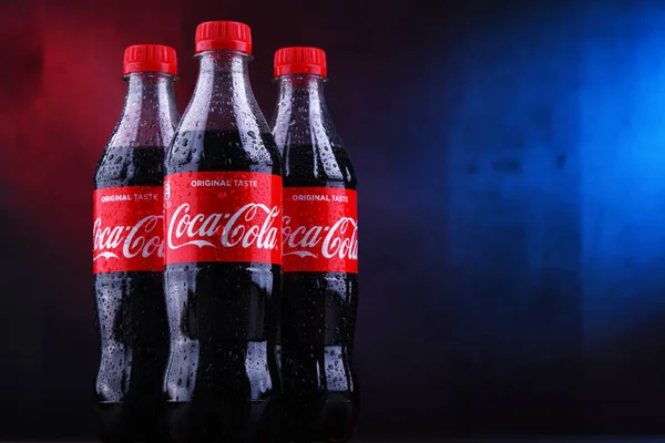 Poznan Lengyelország 2018 November Műanyag Üveg Coca Cola Szénsavas Üdítőital — Stock Fotó