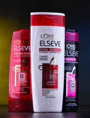 Poznan, Pol - 5 Aralık 2018: Clichy, Hauts-de-Seine ürünleri, L L'Oreal, bir Fransız kozmetik şirketi genel merkezi. Dünyanın en büyük kozmetik üreticisi olduğunu.