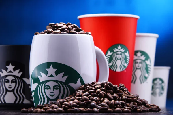 Познан Пол Dec 2018 Cups Starbucks Название Кофейни Сети Кофеен — стоковое фото