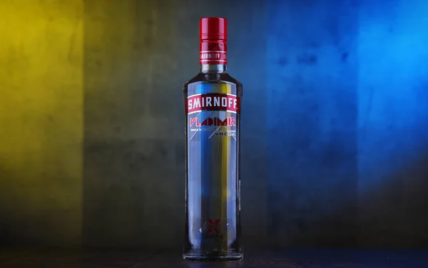 Poznan Polen Dec 2018 Smirnoff Flaska Ett Märke Vodka Produceras — Stockfoto