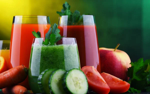 Verres Avec Jus Fruits Légumes Frais Biologiques Régime Désintoxication — Photo