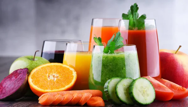 Verres Avec Jus Fruits Légumes Frais Biologiques Régime Désintoxication — Photo