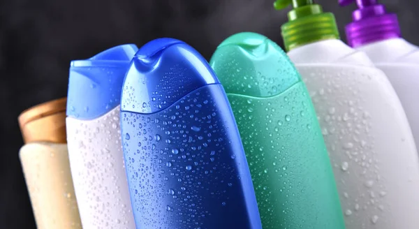 Bottiglie Plastica Cura Del Corpo Prodotti Bellezza — Foto Stock