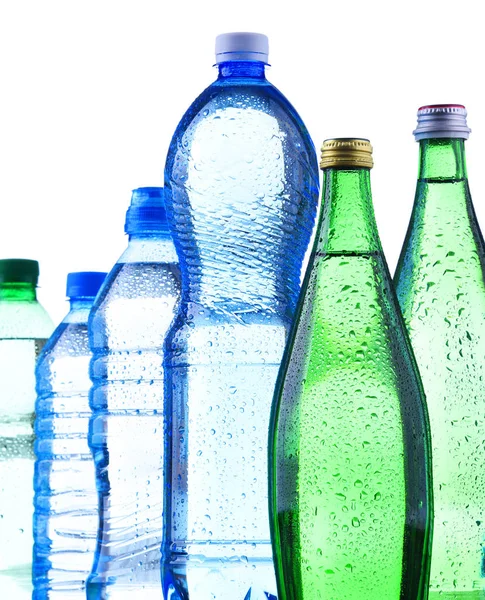 Composición Con Diferentes Tipos Botellas Que Contienen Agua Mineral Aislada —  Fotos de Stock