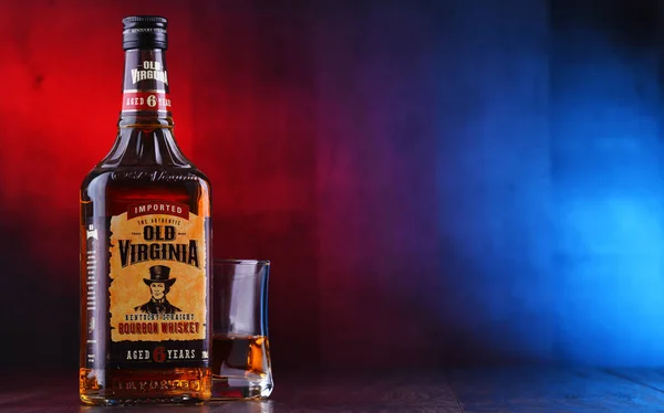 Poznan Pol Ene 2019 Botella Whisky Bourbon Virginia Kentucky —  Fotos de Stock