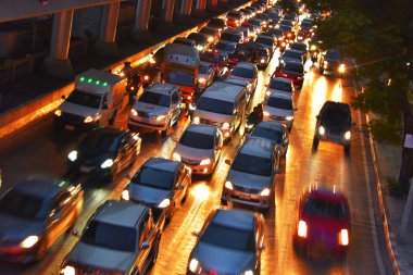 Bangkok, Tayland - 29 Ocak 2018: Bangkok Street rush hour sırasında.