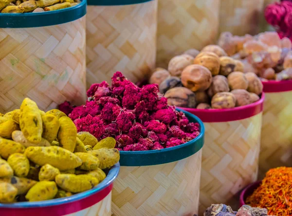 Variedade Especiarias Ervas Baia Mercado Rua Árabe Dubai Spice Souk — Fotografia de Stock