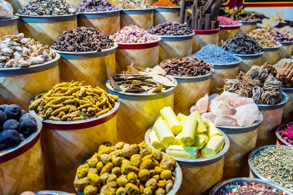 Verscheidenheid Van Kruiden Specerijen Arabische Straat Marktkraam Dubai Spice Souk — Stockfoto